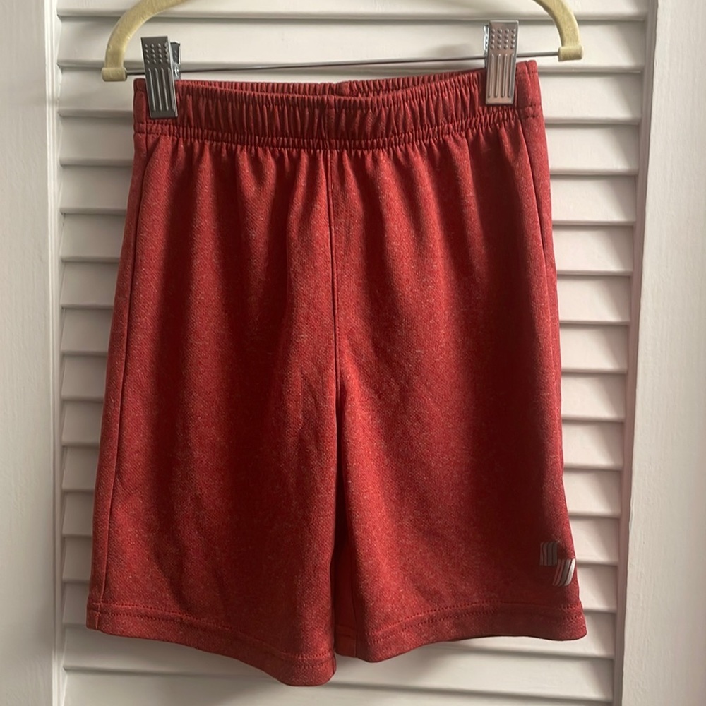 Sport Place NWT Basketball Shorts Size 5, Red w/Silver logo.